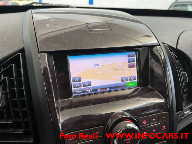 MAHINDRA XUV500 usata, con USB