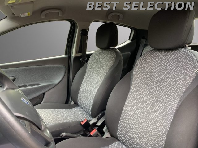 LANCIA Ypsilon usata, con Boardcomputer