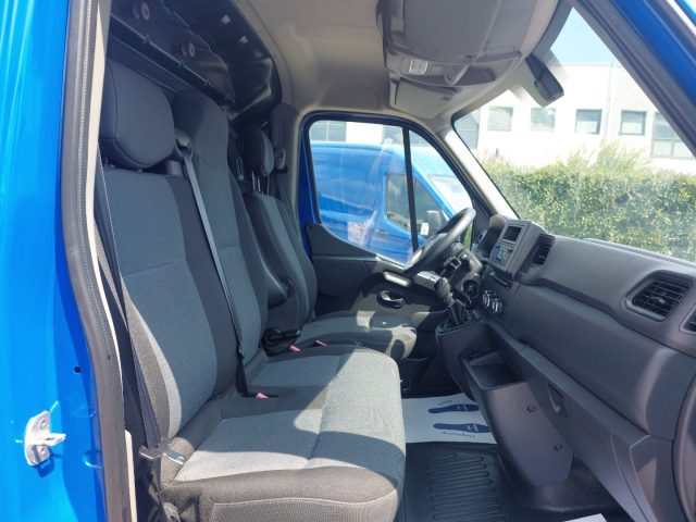 RENAULT Master usata, con Fari LED