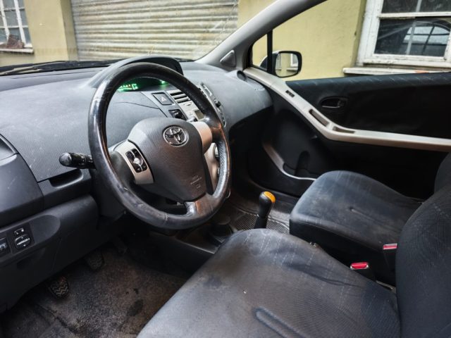 TOYOTA Yaris usata, con Chiusura centralizzata