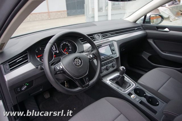 VOLKSWAGEN Passat usata, con Cerchi in lega