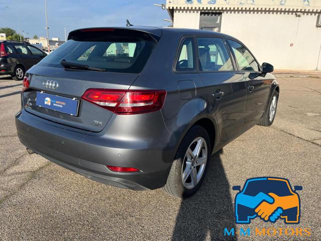 AUDI A3 usata, con Autoradio