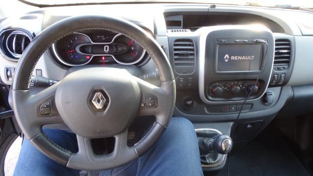 RENAULT Trafic usata 78