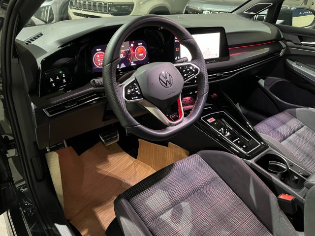 VOLKSWAGEN Golf usata, con Controllo trazione