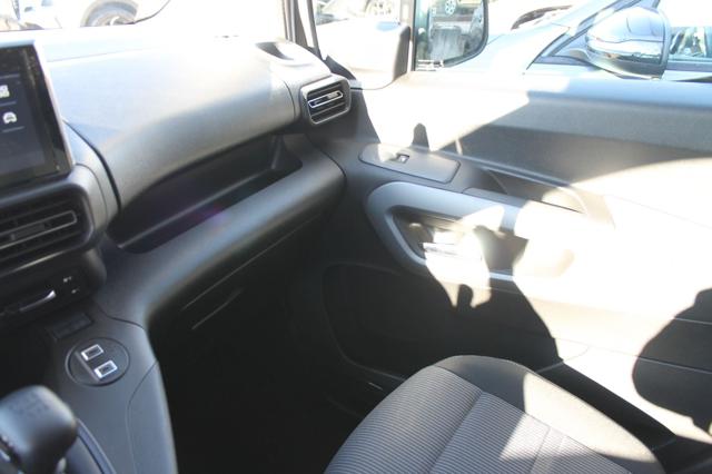 FIAT Doblo usata, con Sedile posteriore sdoppiato