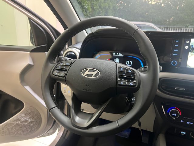 HYUNDAI i10 usata, con Volante multifunzione