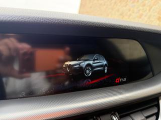 ALFA ROMEO Stelvio usata, con Sensore di luce