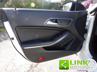 MERCEDES-BENZ CLA 180 usata, con Specchietti laterali elettrici