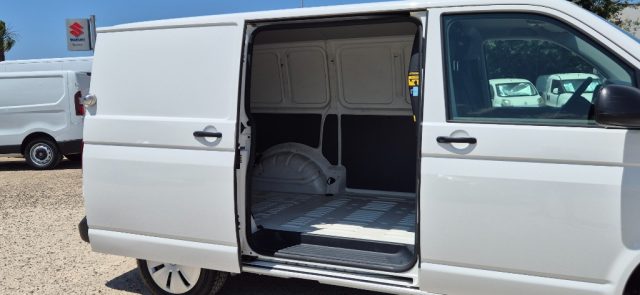 VOLKSWAGEN Transporter usata, con Touch screen