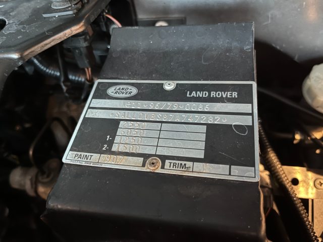 LAND ROVER Defender usata 32