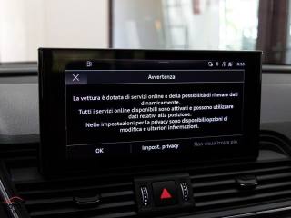 AUDI Q5 usata, con Sensori di parcheggio anteriori