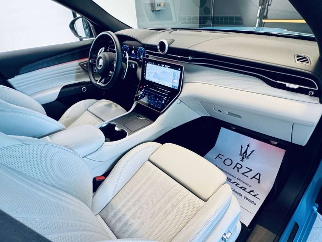 MASERATI Grecale usata, con Sistema di navigazione