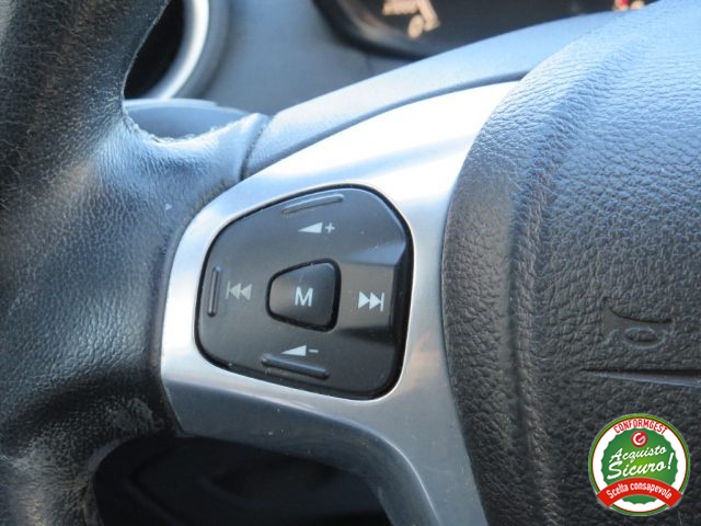 FORD Fiesta usata, con Servosterzo