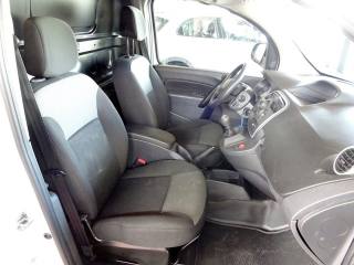RENAULT Kangoo usata, con Specchietti laterali elettrici