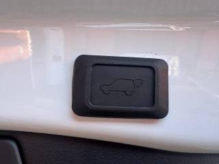 SUZUKI Across usata, con USB