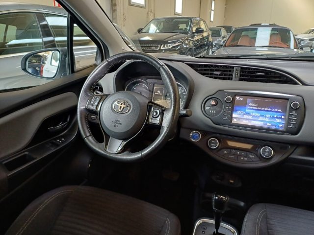 TOYOTA Yaris usata, con Sistema di navigazione