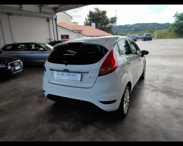 FORD Fiesta usata, con Climatizzatore