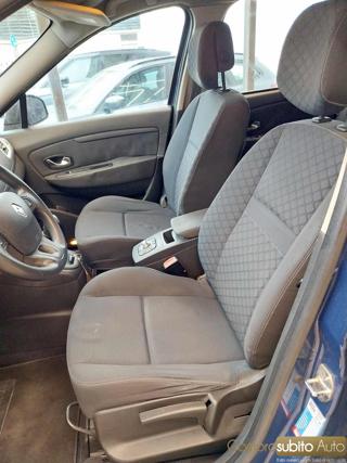 RENAULT Scenic usata 21