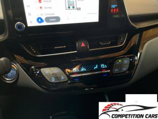 TOYOTA C-HR usata 17