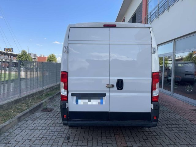 PEUGEOT Boxer usata, con Climatizzatore