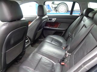 JAGUAR XF usata, con Autoradio