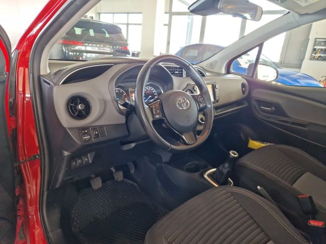 TOYOTA Yaris usata, con Specchietti laterali elettrici