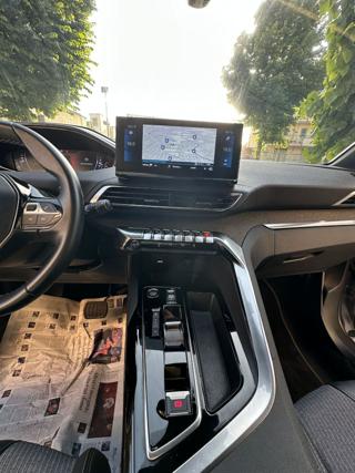 PEUGEOT 3008 usata, con Sistema di navigazione