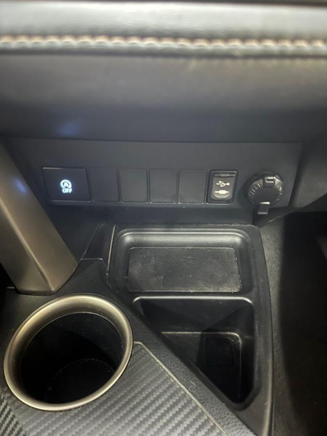 TOYOTA RAV 4 usata, con Sensore di pioggia