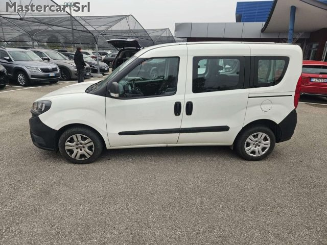 FIAT Doblo usata, con Airbag Passeggero