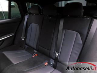 BMW 330 usata, con Android Auto