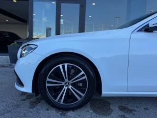 MERCEDES-BENZ E 220 usata, con Cruise Control