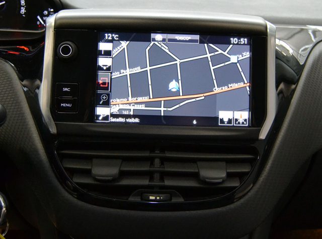 PEUGEOT 208 usata, con Boardcomputer