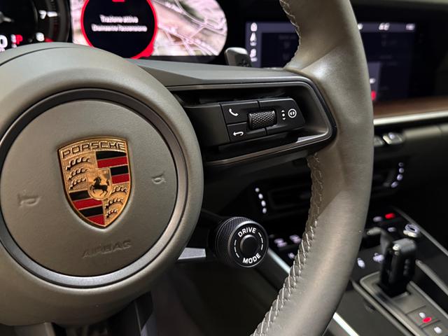 PORSCHE 992 usata, con Servosterzo