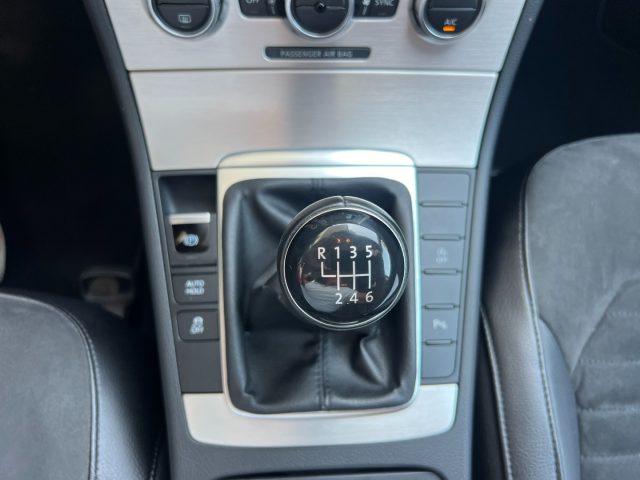 VOLKSWAGEN Passat usata, con Regolazione elettrica sedili