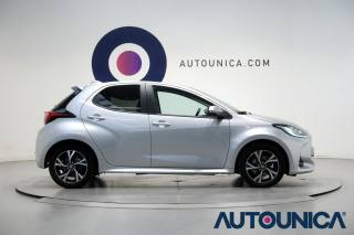 TOYOTA Yaris usata, con Autoradio