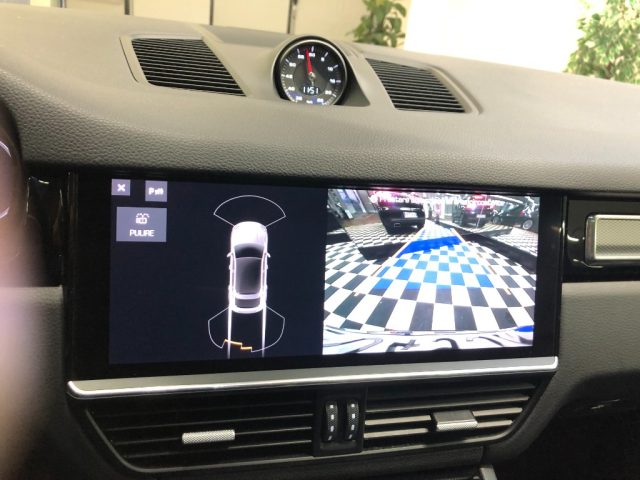 PORSCHE Cayenne usata, con Sensori di parcheggio posteriori