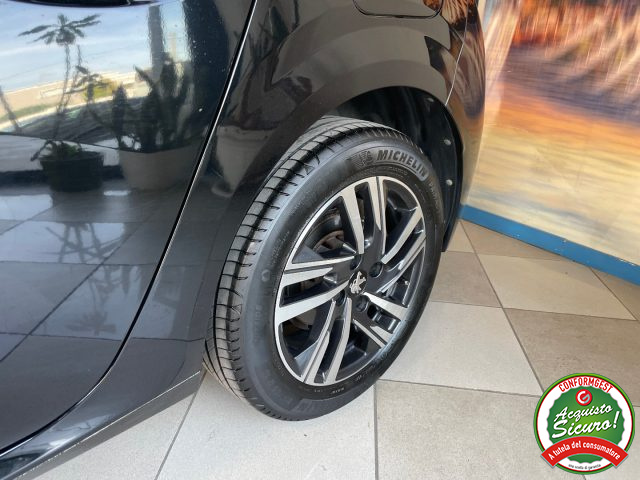 PEUGEOT 208 usata, con Vetri oscurati