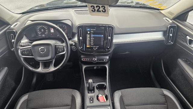 VOLVO XC40 usata, con Fari LED
