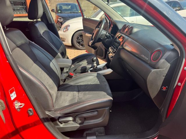 SUZUKI Vitara usata, con USB