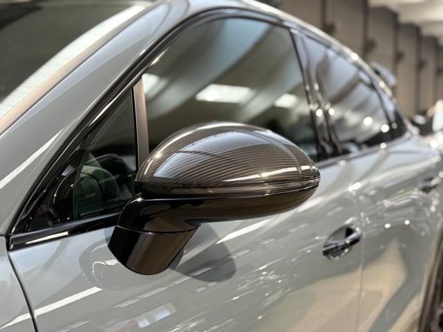 PORSCHE Cayenne usata, con Autoradio digitale