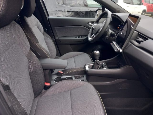 RENAULT Captur usata, con Volante multifunzione