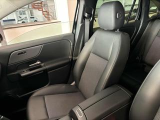 MERCEDES-BENZ GLA 180 usata, con USB