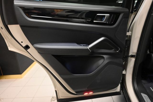 PORSCHE Cayenne usata 45