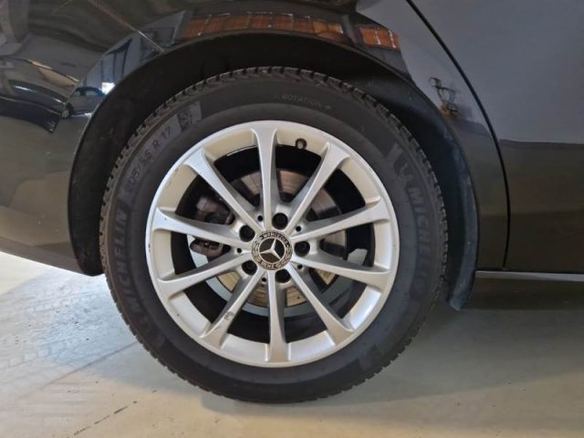 MERCEDES-BENZ CLA 180 usata, con Climatizzatore