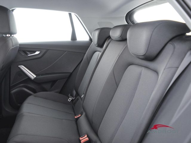 AUDI Q2 usata 9