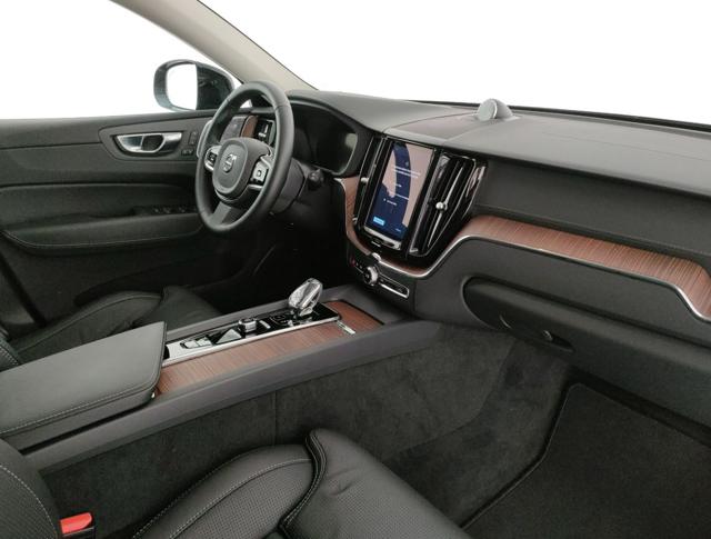 VOLVO XC60 usata, con USB