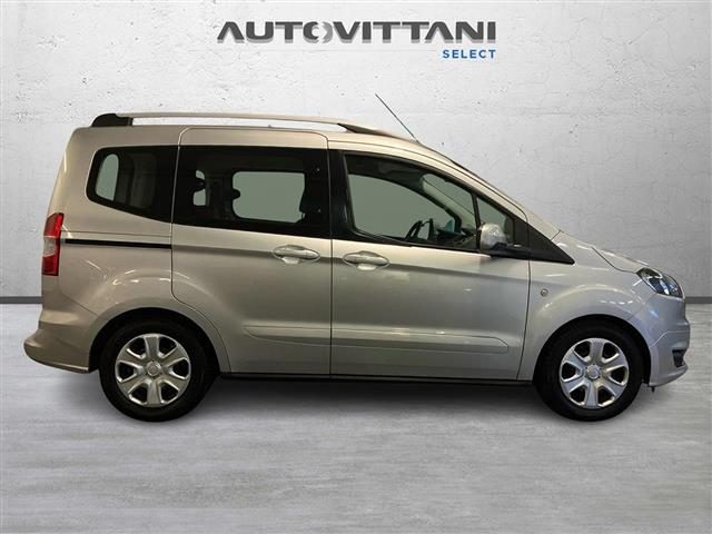 FORD Tourneo Courier usata 4