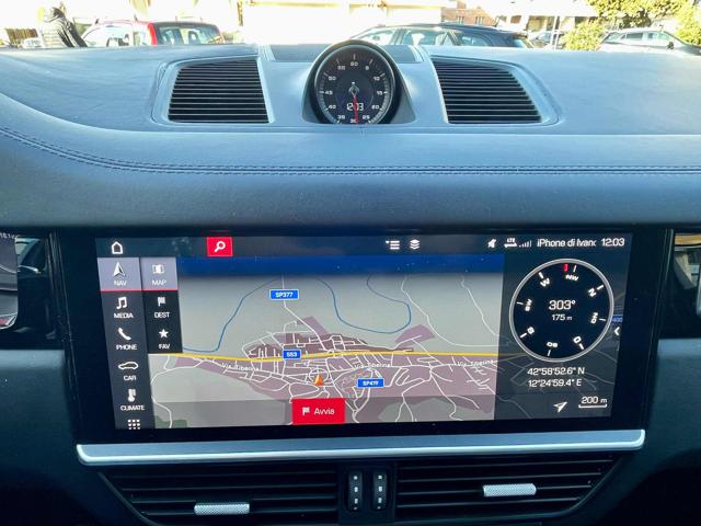 PORSCHE Cayenne usata, con Park Distance Control