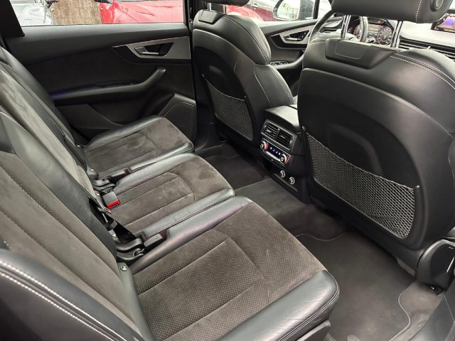 AUDI Q7 usata, con Sedili riscaldati