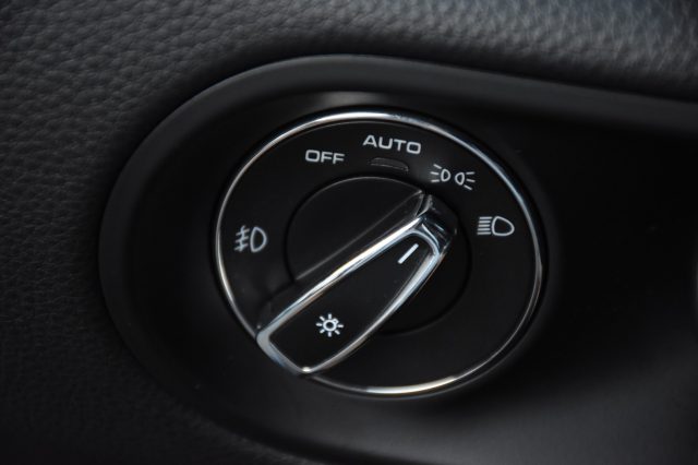 PORSCHE Macan usata, con Touch screen